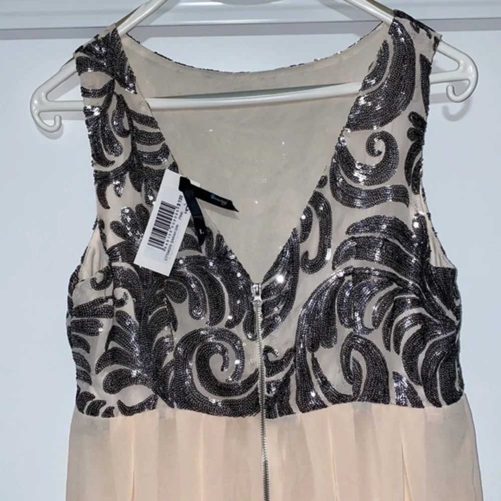 TFNC London 
Dress  Sarah Sequin & Chiffon Low Back peach Mini Dress prom dress - Picture 4 of 9